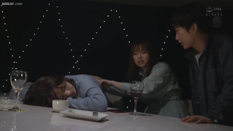 av hd ผมชอบเย็ดพี่สาวคนโตตอนที่เธอเมา JUL-263 1